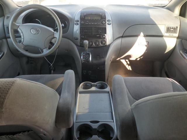 2006 Toyota Sienna CE