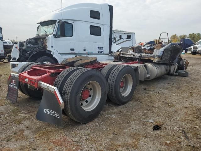 2019 Freightliner Cascadia 126