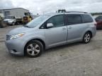 2016 Toyota Sienna LE