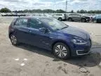 2017 Volkswagen E-GOLF SE