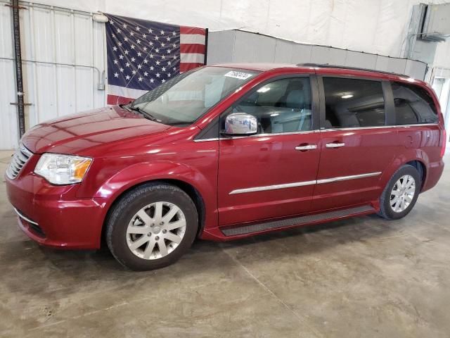 2012 Chrysler Town & Country Touring L