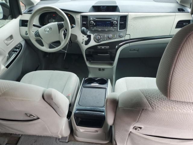 2012 Toyota Sienna LE