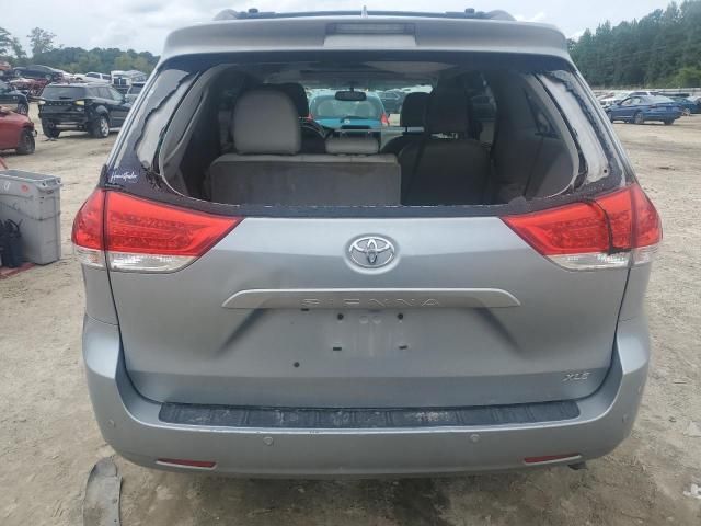 2011 Toyota Sienna XLE