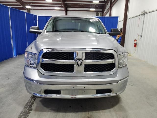 2022 Dodge RAM 1500 Classic SLT