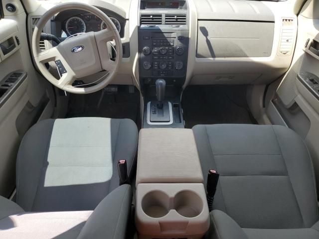 2010 Ford Escape XLS