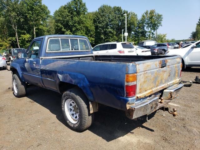 1987 Toyota Pickup RN64 DLX