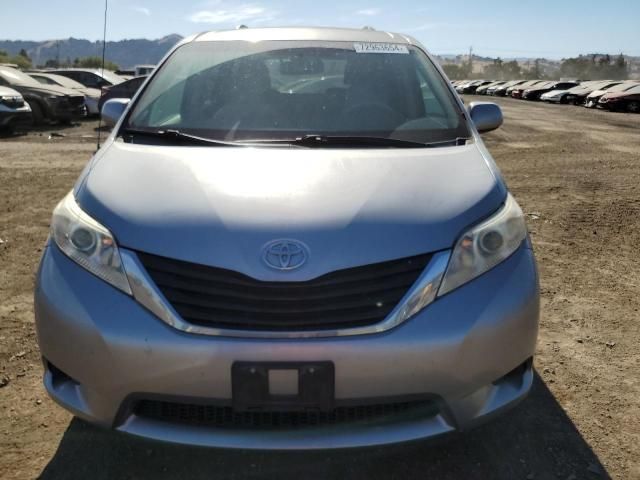 2012 Toyota Sienna LE