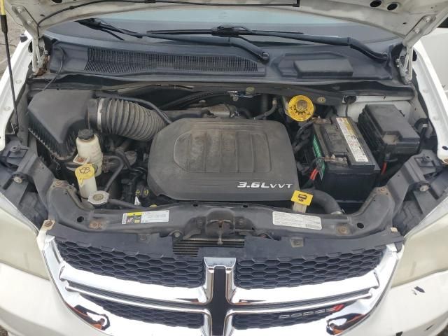 2013 Dodge Grand Caravan SE