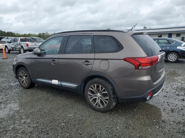 2016 Mitsubishi Outlander SE