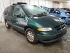 1999 Dodge Grand Caravan SE