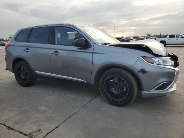 2017 Mitsubishi Outlander ES