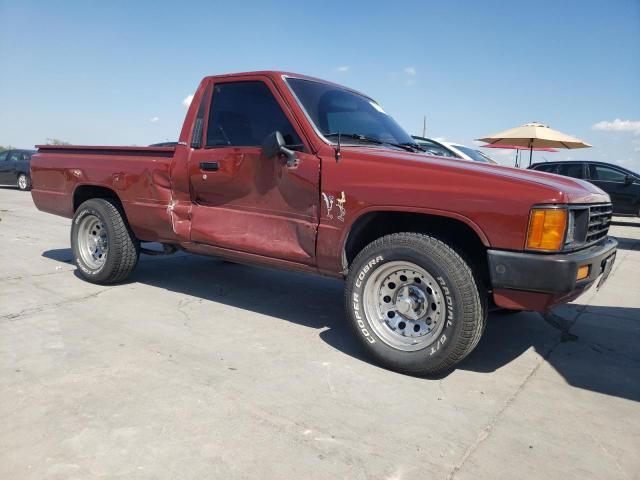 1986 Toyota Pickup 1/2 TON RN50