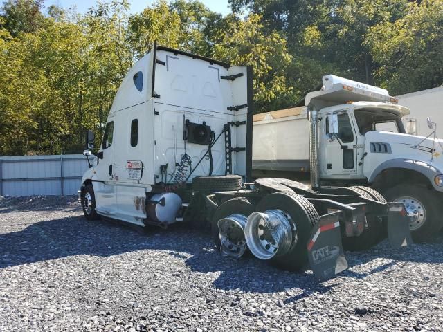 2018 Freightliner Cascadia 125