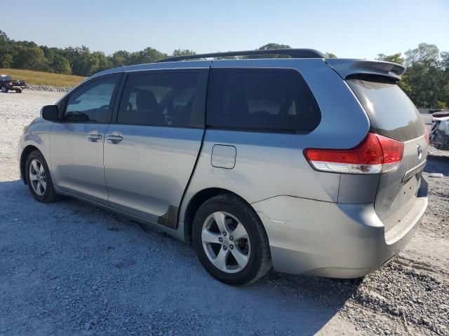 2011 Toyota Sienna LE