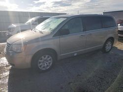 Salvage cars for sale at Arcadia, FL auction: 2009 Chrysler Town & Country LX