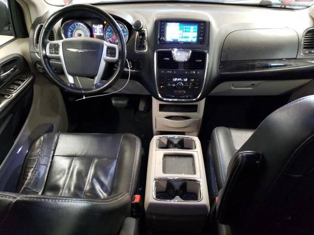 2012 Chrysler Town & Country Touring