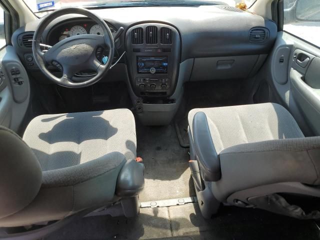 2005 Chrysler Town & Country Touring