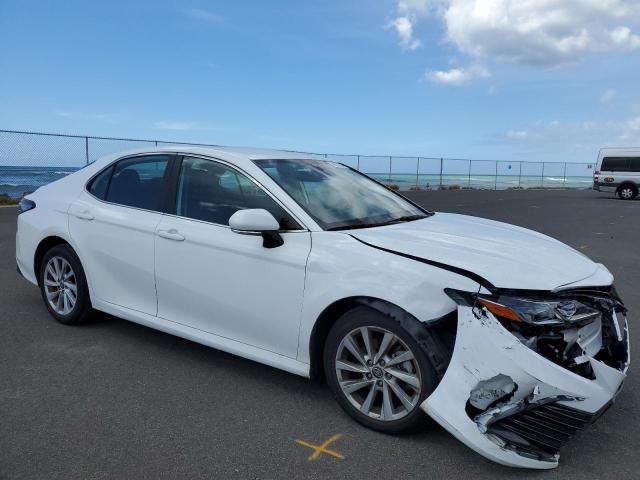 2022 Toyota Camry LE