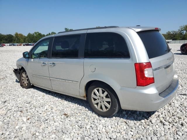 2011 Chrysler Town & Country Touring L