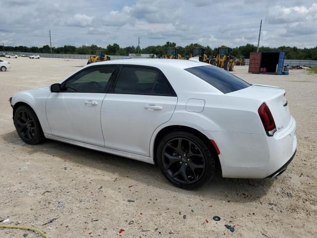 2022 Chrysler 300 Touring L