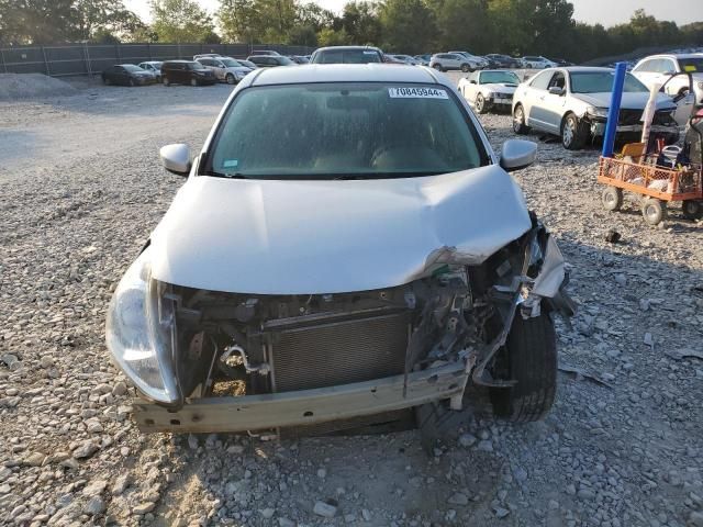 2015 Nissan Versa S