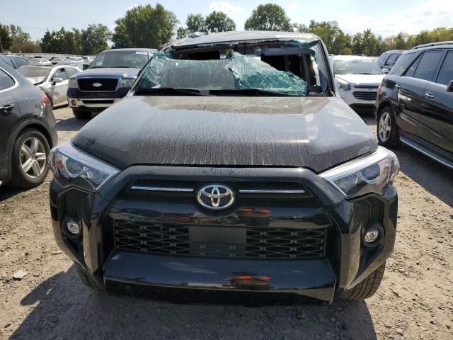 2023 Toyota 4runner SE