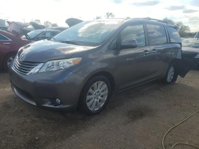 2013 Toyota Sienna XLE