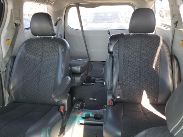 2011 Toyota Sienna Sport