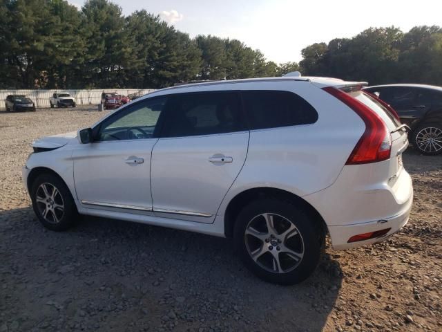 2015 Volvo XC60 T6 PREMIER+