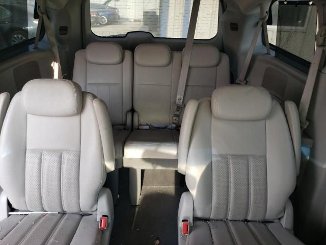 2009 Chrysler Town & Country Touring