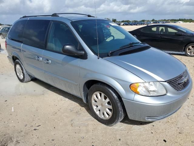 2003 Chrysler Town & Country LX