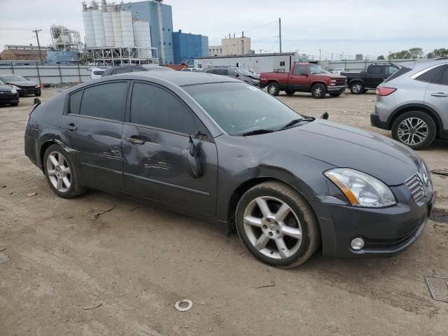 2005 Nissan Maxima SE