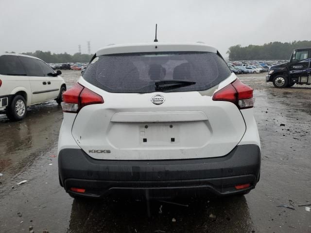 2018 Nissan Kicks S