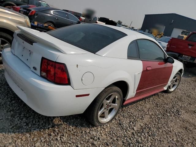 2000 Ford Mustang