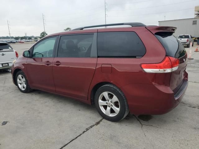 2013 Toyota Sienna LE