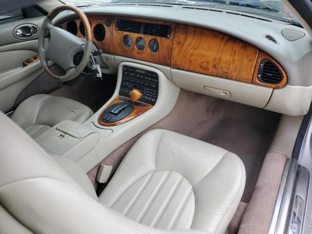 2000 Jaguar XK8