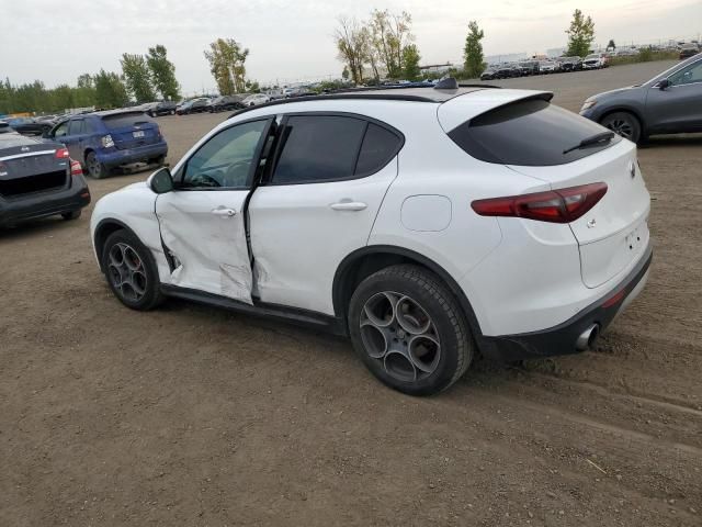 2018 Alfa Romeo Stelvio Sport