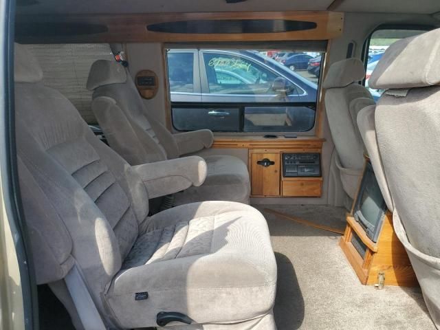 1999 Ford Econoline E150 Van