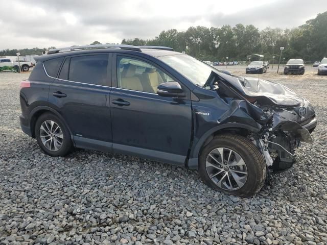 2017 Toyota Rav4 HV LE