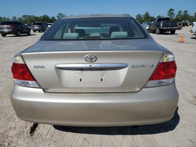 2005 Toyota Camry LE