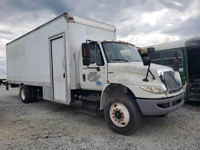 2013 International 4000 4300 LP