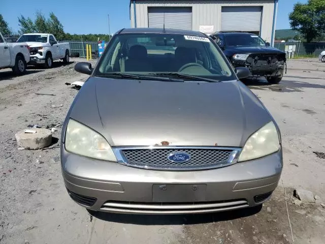 2005 Ford Focus ZX4