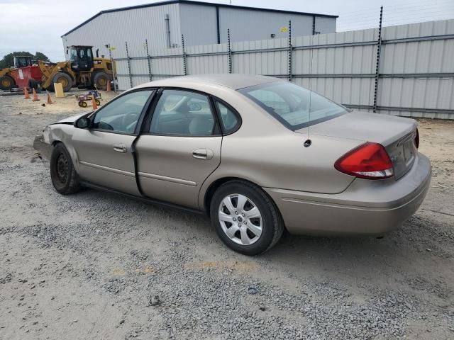 2004 Ford Taurus LX