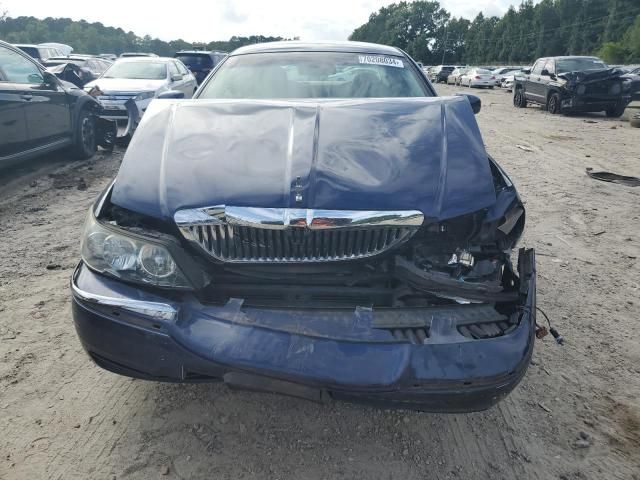 2009 Lincoln Town Car Signature Limited