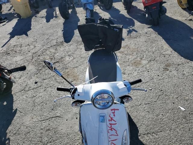 2022 Vespa PRIMAVERA/SPRINT 150