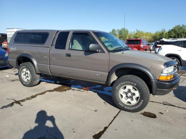 2000 Chevrolet S Truck S10