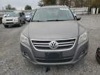 2010 Volkswagen Tiguan SE