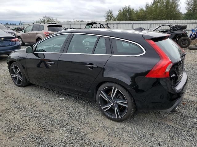 2017 Volvo V60 T6 R-Design