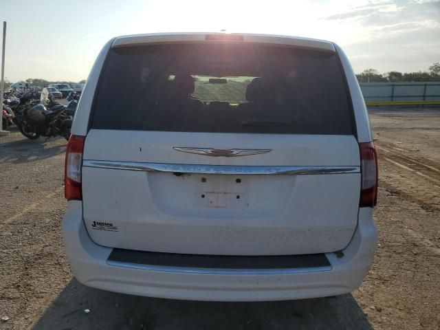 2011 Chrysler Town & Country Touring