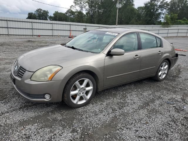 2004 Nissan Maxima SE